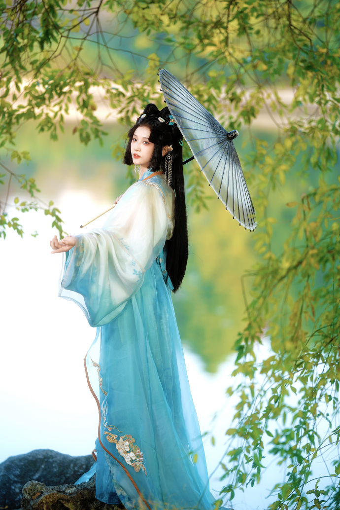热辣滚烫 封面